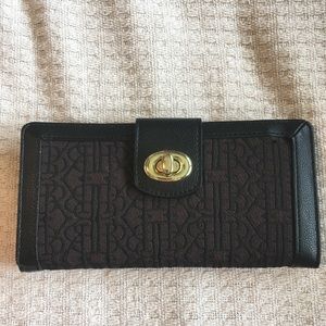Bi fold wallet
